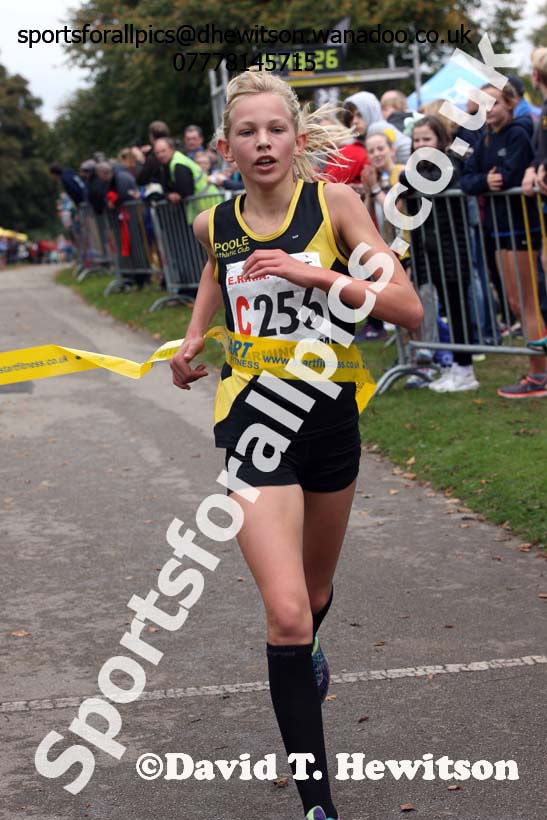 Girls under-13s ERRA Road Relays, Sutton Coldifield, Birmingham. Photo: David T. Hewitson/Sports for All Pics
